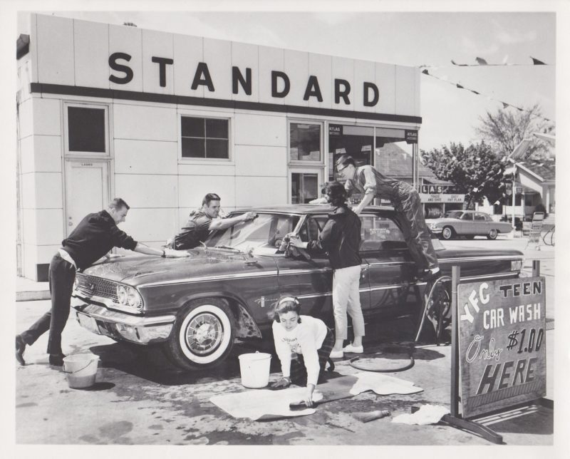 Vintage_YFC_car_wash